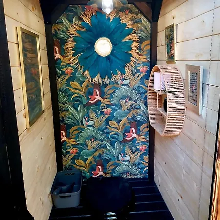 Secret Bali Garden - Experience Insolite Burie
